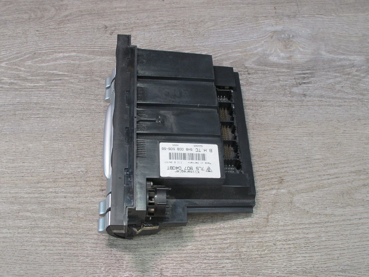 2008-2010 Porsche Cayenne 957 Front A/C Heater Climate Control Switch