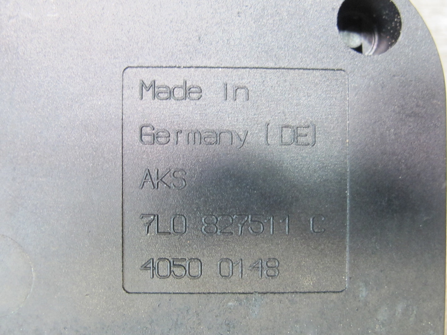 2008-2010 Porsche Cayenne 957 Rear Trunk Lid Lock Latch Actuator 7L0827511C