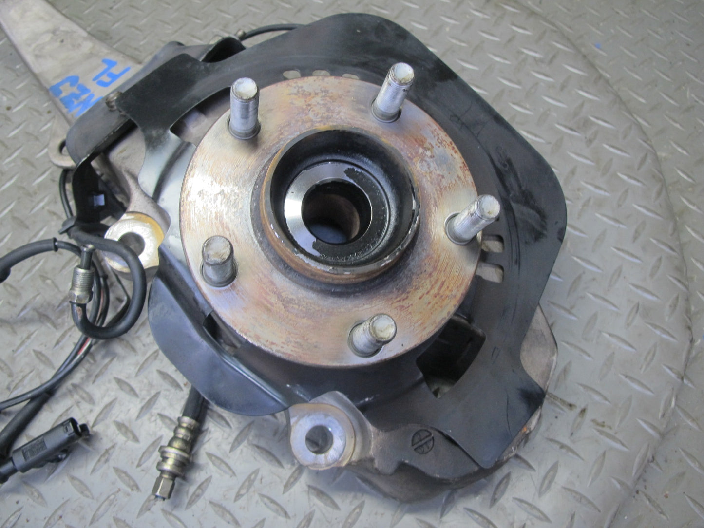 09-10 Nissan Z34 370Z Front Left Spindle Knuckle Wheel Hub Bearing OEM