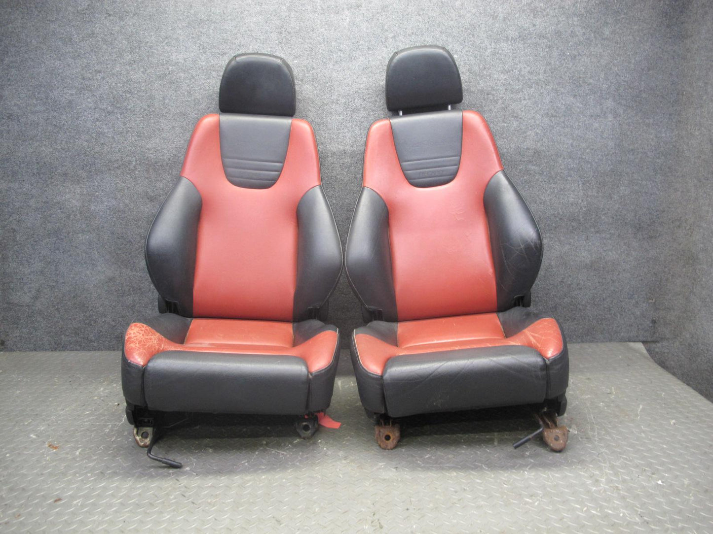 99-01 Isuzu Vehicross Front & Rear Recaro Sport Leather Seat Set Black & RED OEM