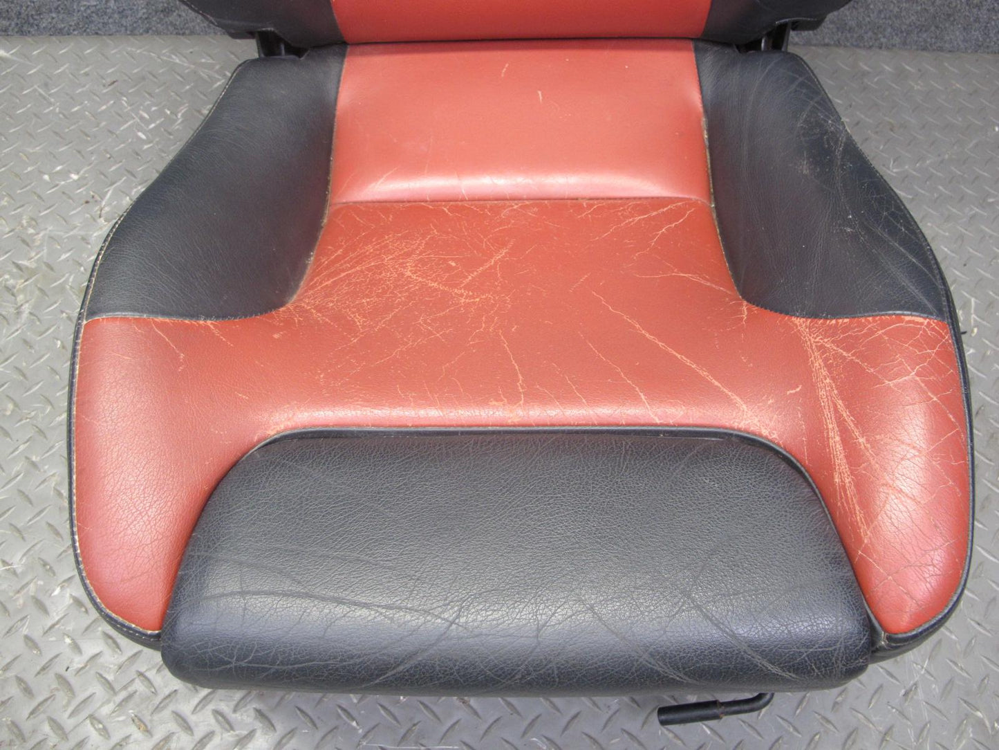 99-01 Isuzu Vehicross Front & Rear Recaro Sport Leather Seat Set Black & RED OEM