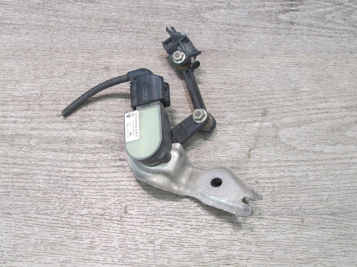 2008-2010 Porsche Cayenne 957 Front Right Suspension Height Level Sensor
