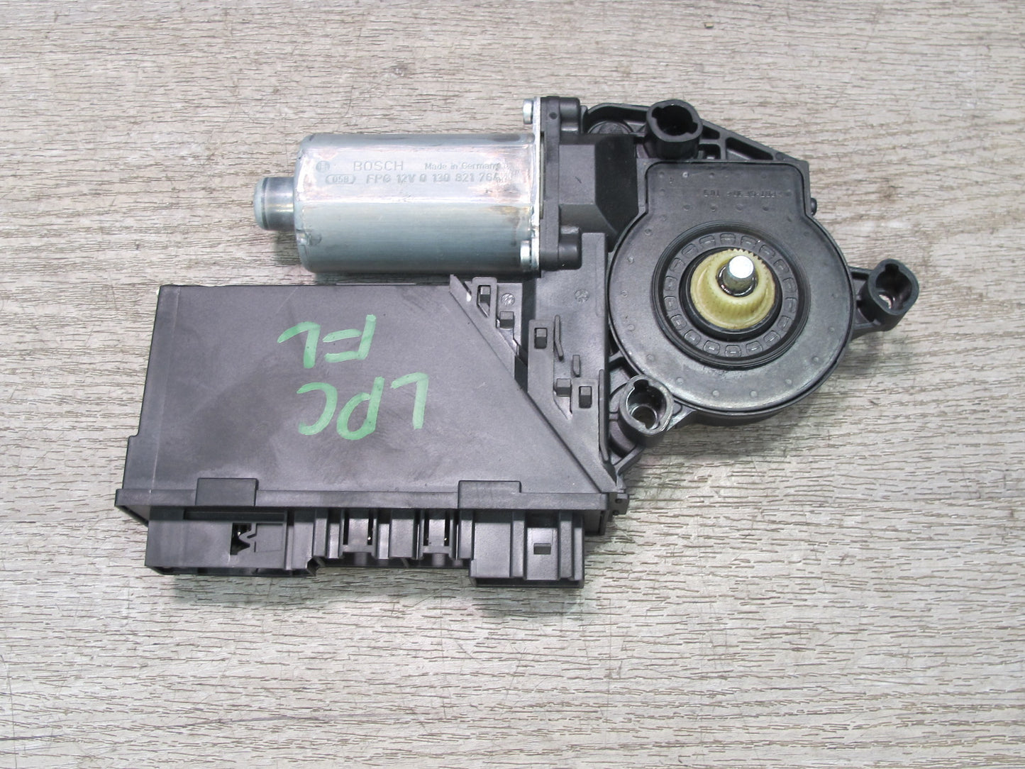 2008-2010 Porsche Cayenne 957 Front Left Door Window Regulator Motor 3D1959793F