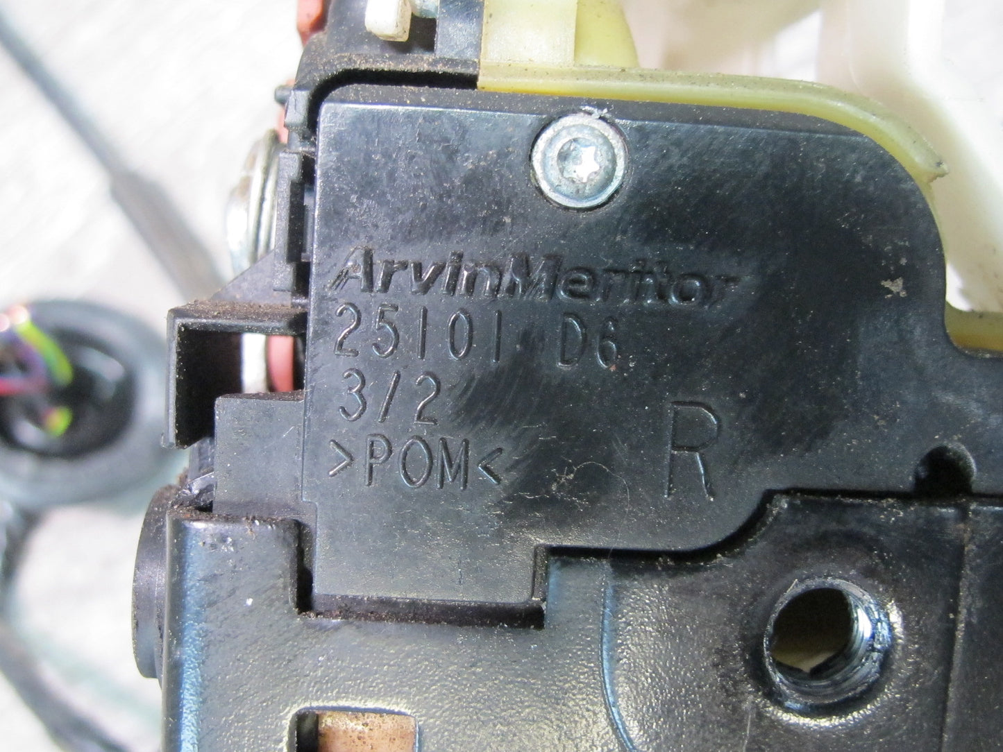 2003-2010 Porsche Cayenne 957 Rear Right Door Lock Latch Actuator