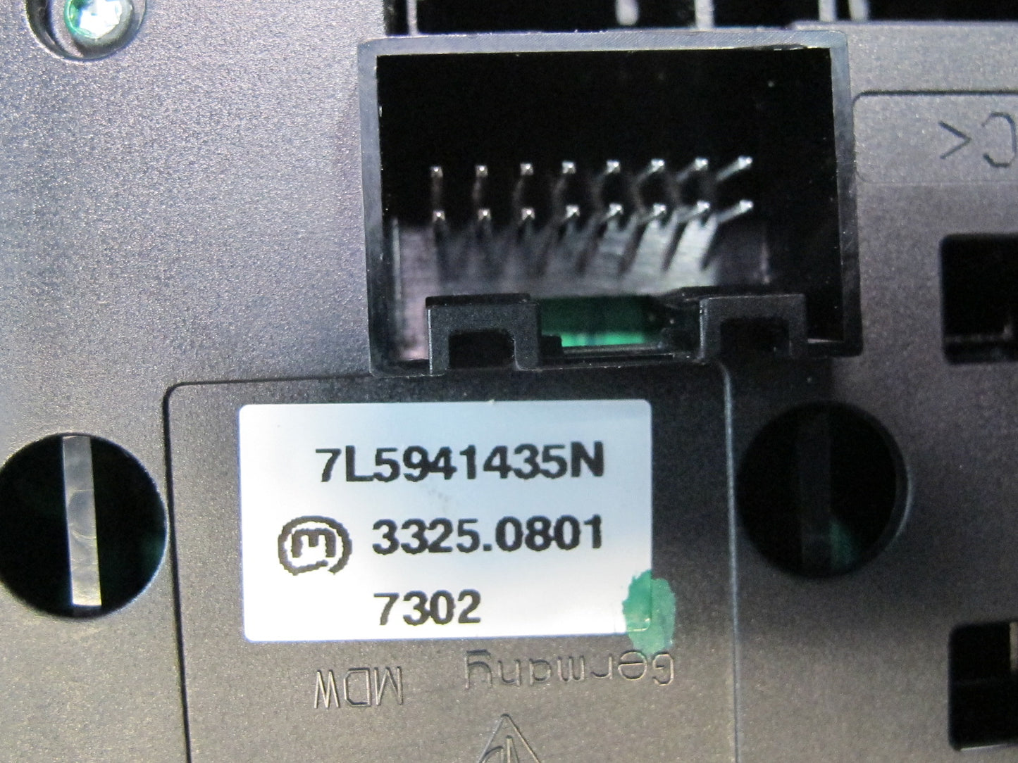 2008-2010 Porsche Cayenne 957 Self Leveling Suspension Control Switch