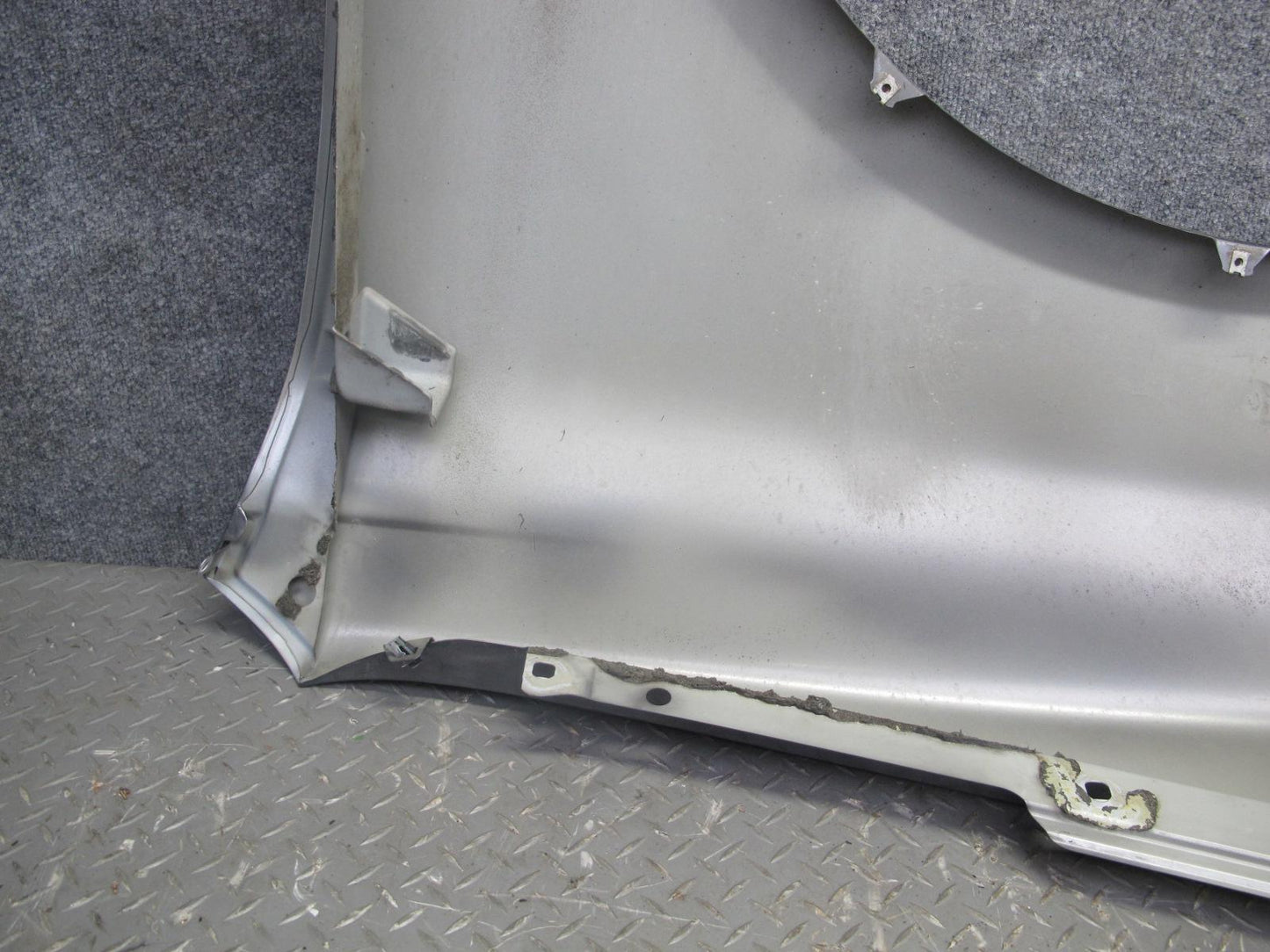2008-2010 Porsche Cayenne 957 Front Right Fender Shell Cover Panel
