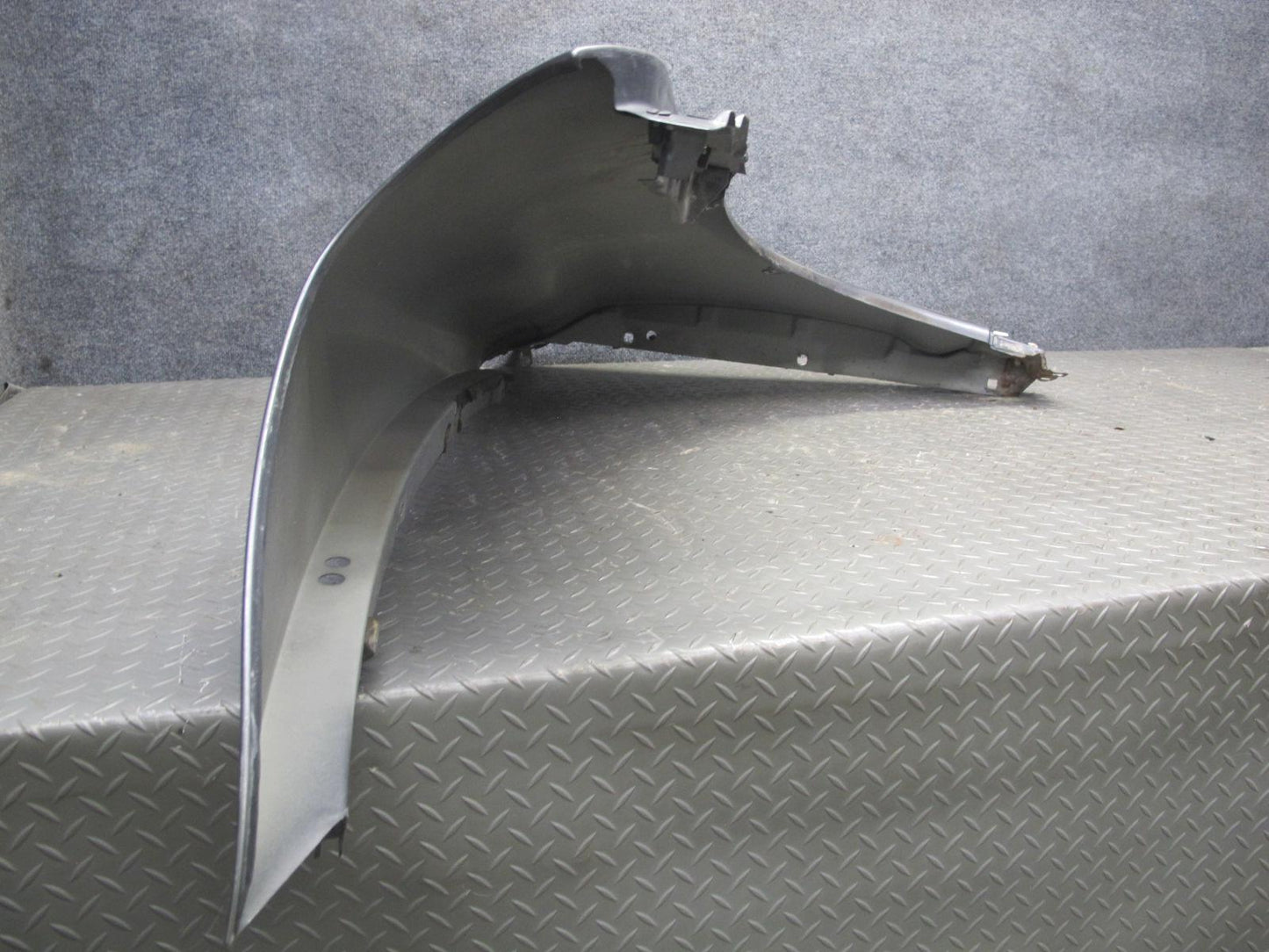 2008-2010 Porsche Cayenne 957 Front Left Fender Shell Cover Panel