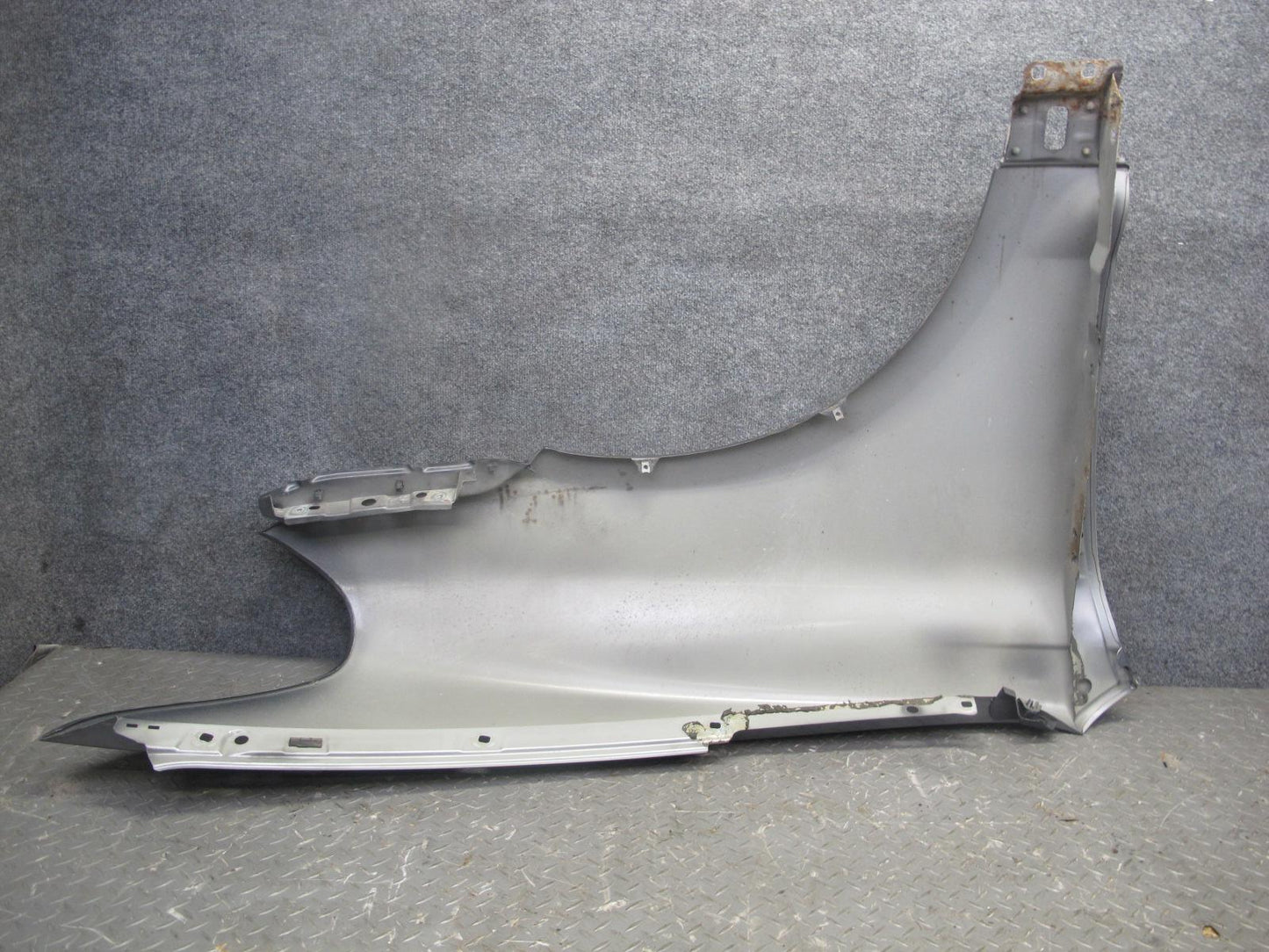 2008-2010 Porsche Cayenne 957 Front Left Fender Shell Cover Panel