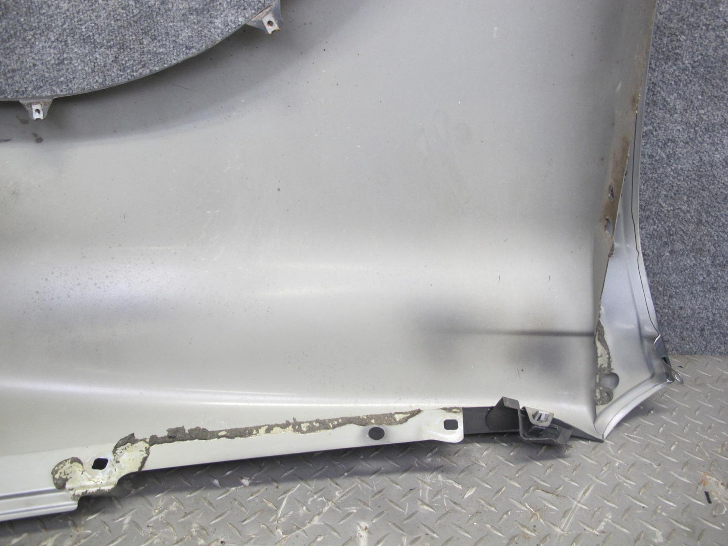 2008-2010 Porsche Cayenne 957 Front Left Fender Shell Cover Panel