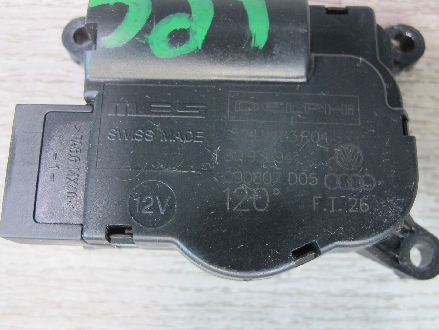 2003-2010 Porsche Cayenne 957 A/C Heater Flap Door Actuator Motor Set