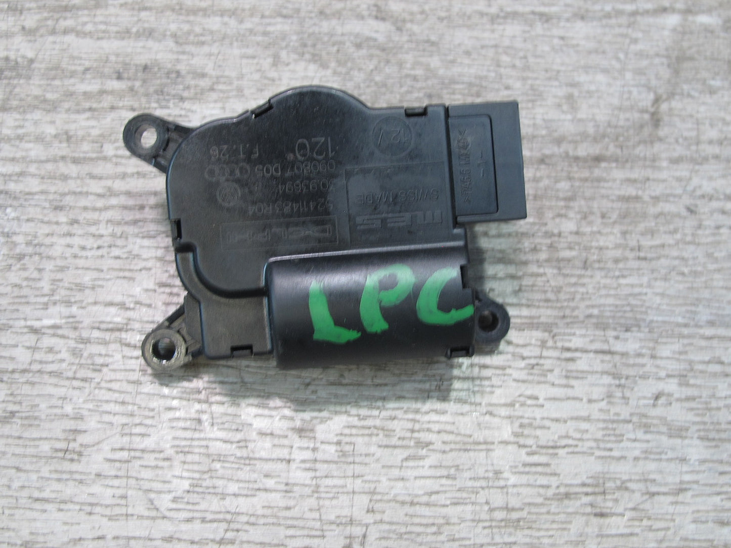 2003-2010 Porsche Cayenne 957 A/C Heater Flap Door Actuator Motor Set