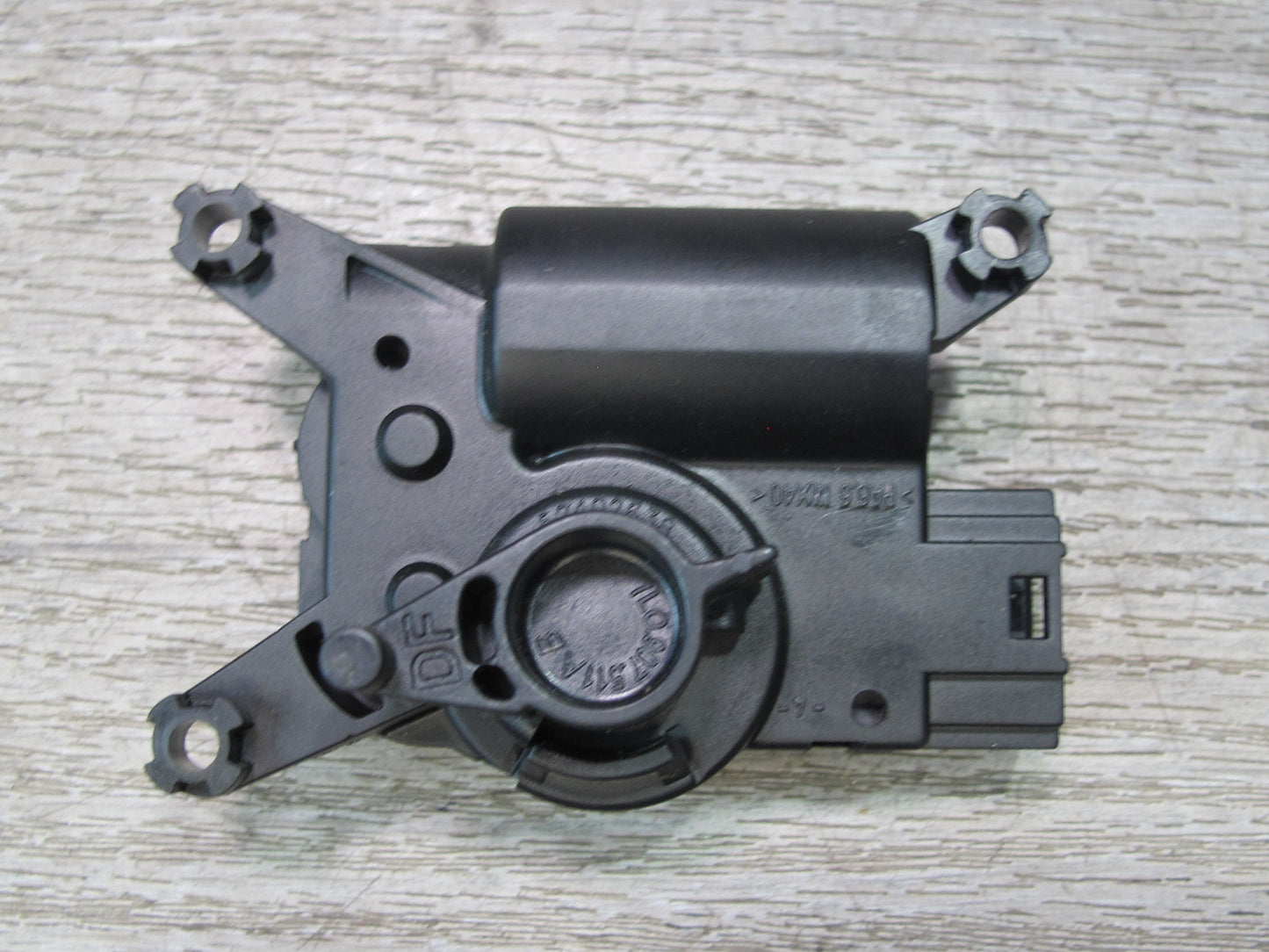 2003-2010 Porsche Cayenne 957 A/C Heater Flap Door Actuator Motor Set