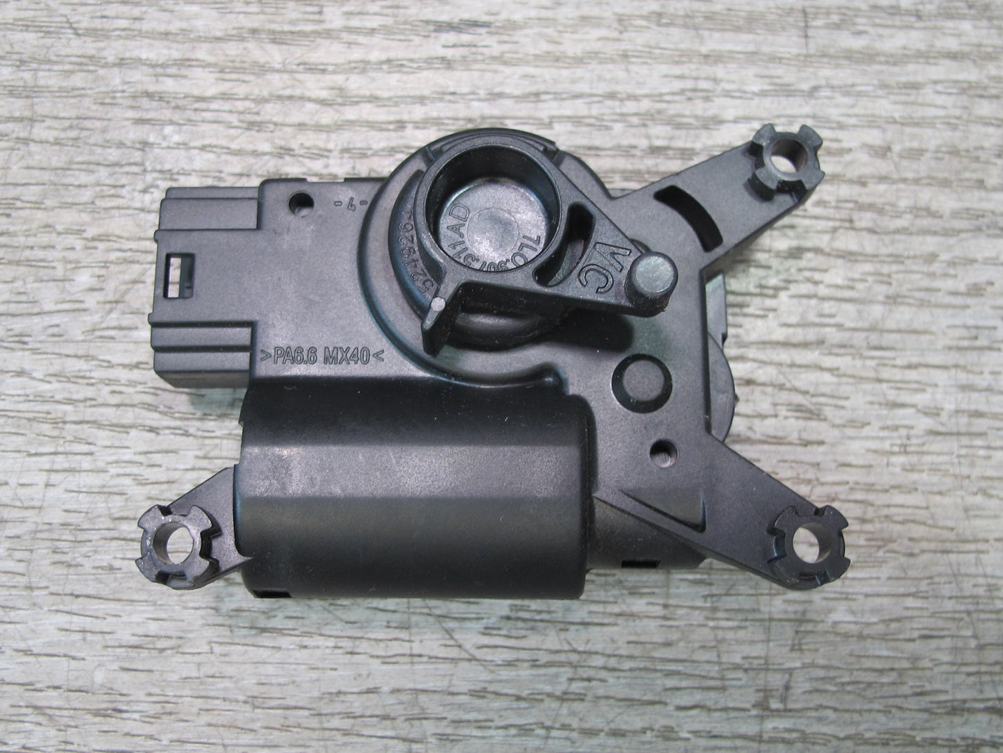 2003-2010 Porsche Cayenne 957 A/C Heater Flap Door Actuator Motor Set