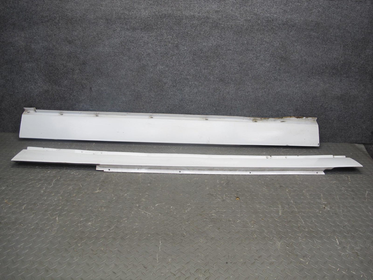 84-96 Chevrolet Corvette C4 Left & Right Side Skirt Rocker Panel Molding Set OEM