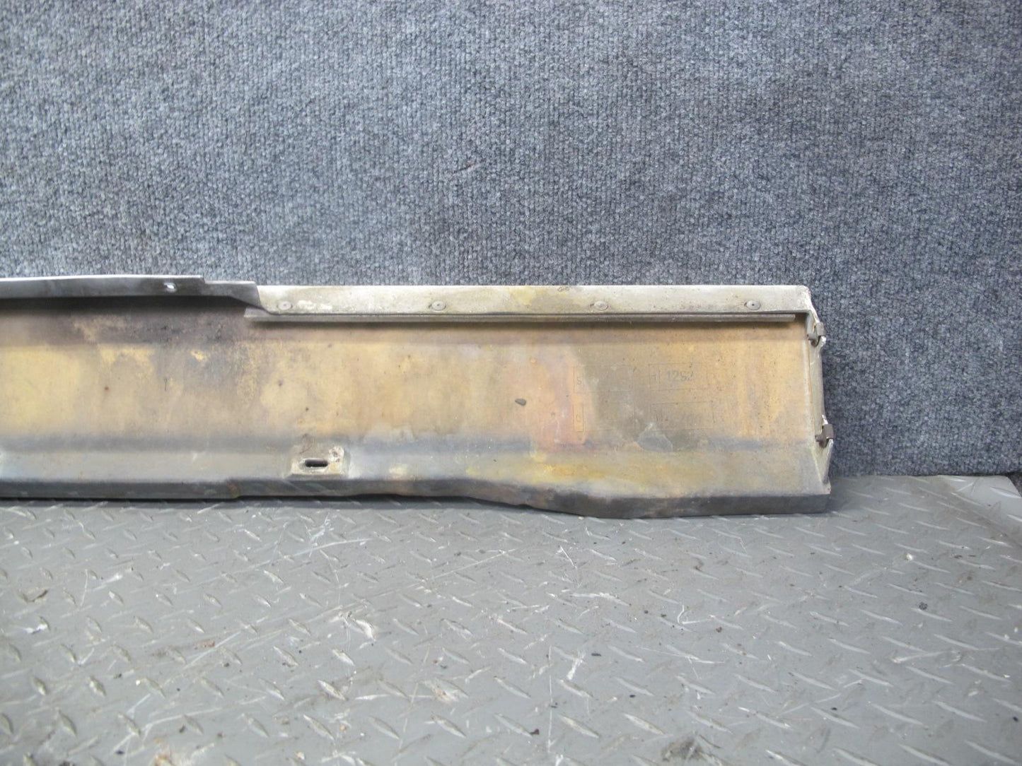 84-96 Chevrolet Corvette C4 Left & Right Side Skirt Rocker Panel Molding Set OEM