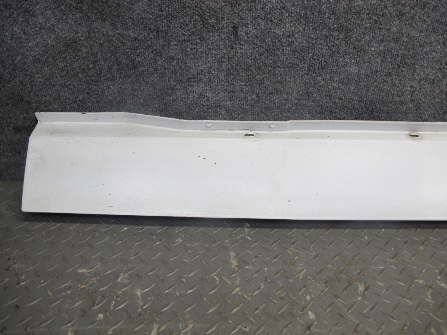 84-96 Chevrolet Corvette C4 Left & Right Side Skirt Rocker Panel Molding Set OEM