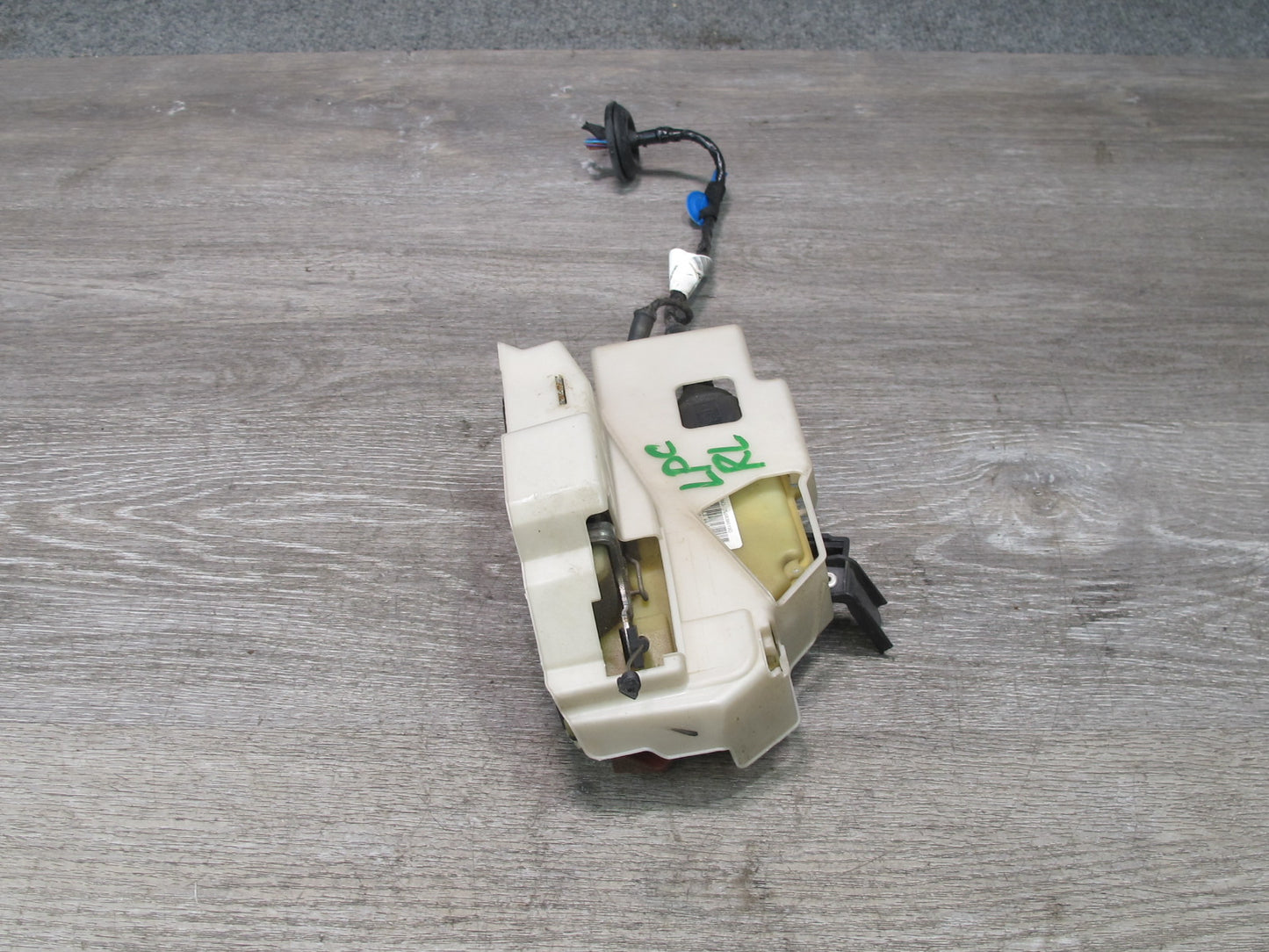 2003-2010 Porsche Cayenne 957 Rear Left Door Lock Latch Actuator