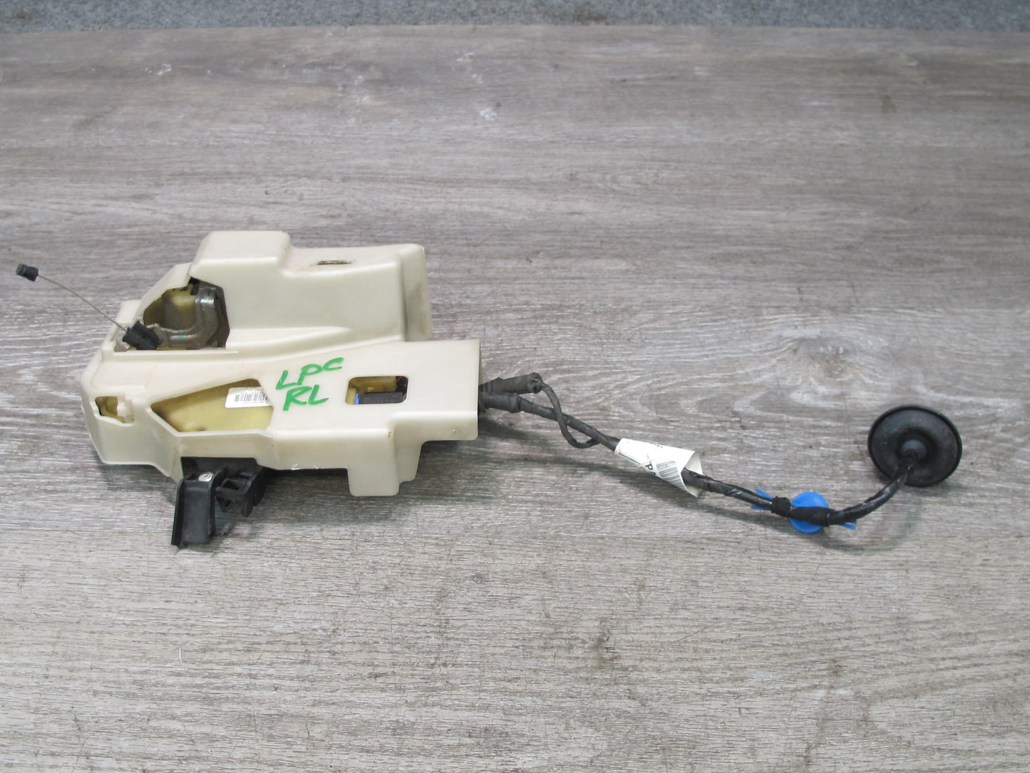 2003-2010 Porsche Cayenne 957 Rear Left Door Lock Latch Actuator