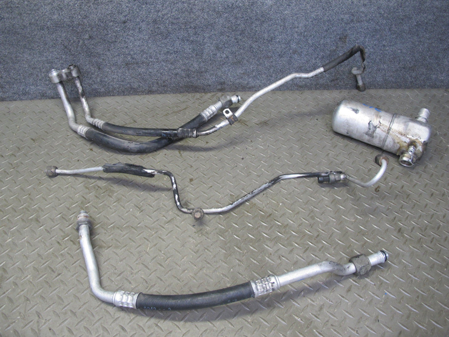 1992 Chevrolet Corvette C4 A/C Air Condition Hose Pipe Line Dryer Set OEM
