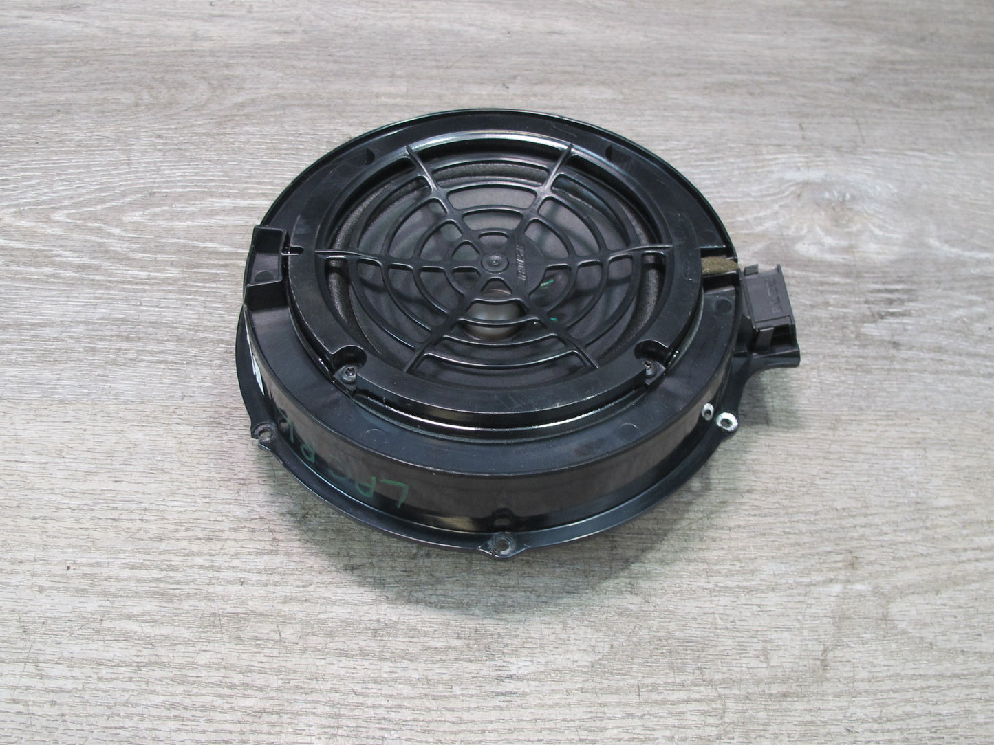 2003-2010 Porsche Cayenne 955 957 Rear Left & Right Door Bose Speaker Set of 2