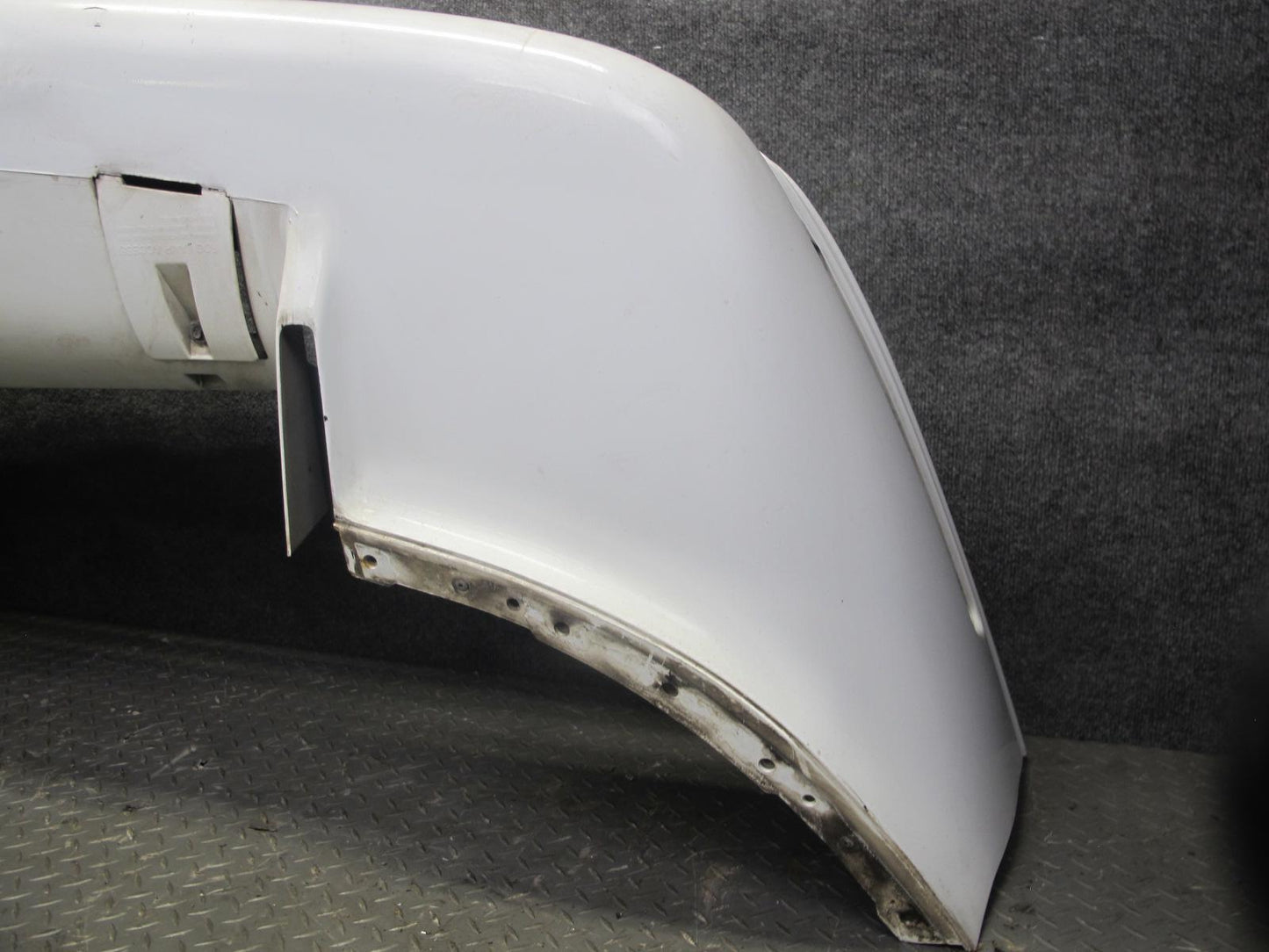91-96 Chevrolet Corvette C4 Front Bumper Cover Artic White OEM