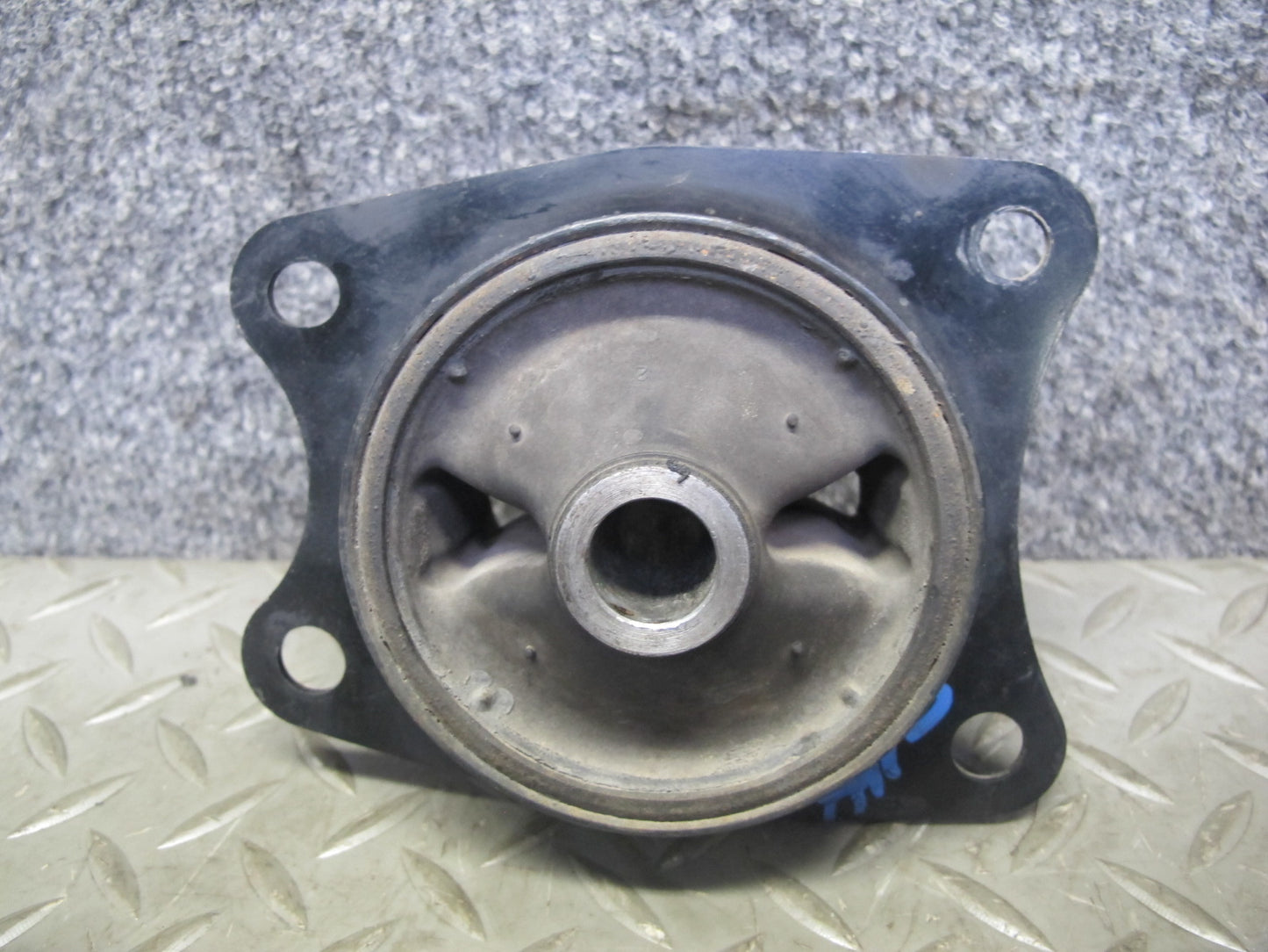 00-09 Honda S2000 Set of 4 Rear Differential Rubber Mount Bracket Bushing OEM