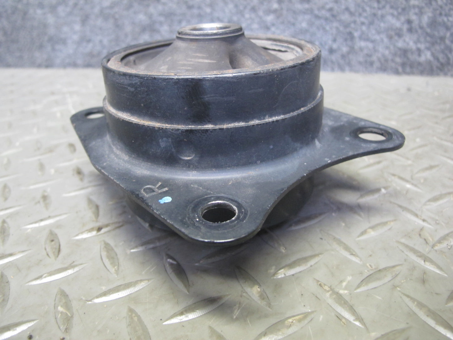 00-09 Honda S2000 Set of 4 Rear Differential Rubber Mount Bracket Bushing OEM