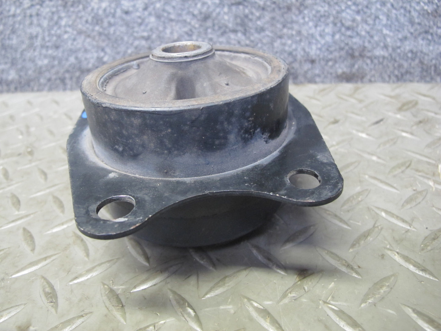00-09 Honda S2000 Set of 4 Rear Differential Rubber Mount Bracket Bushing OEM