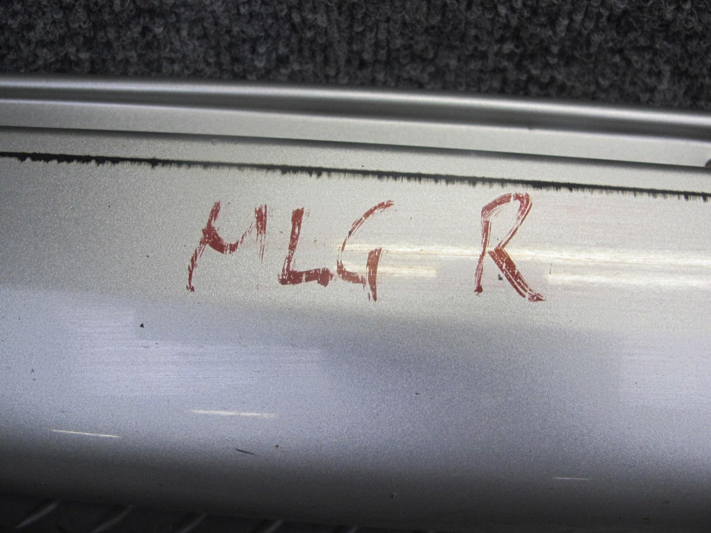 00-05 Lexus GS400 GS430 GS300 Front Right Side Skirt Rocker Panel Silver OEM