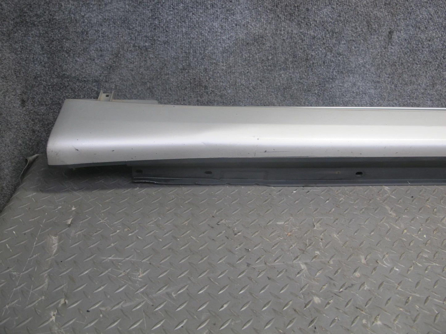 00-05 Lexus GS400 GS430 GS300 Left Side Skirt Rocker Panel Set Silver OEM