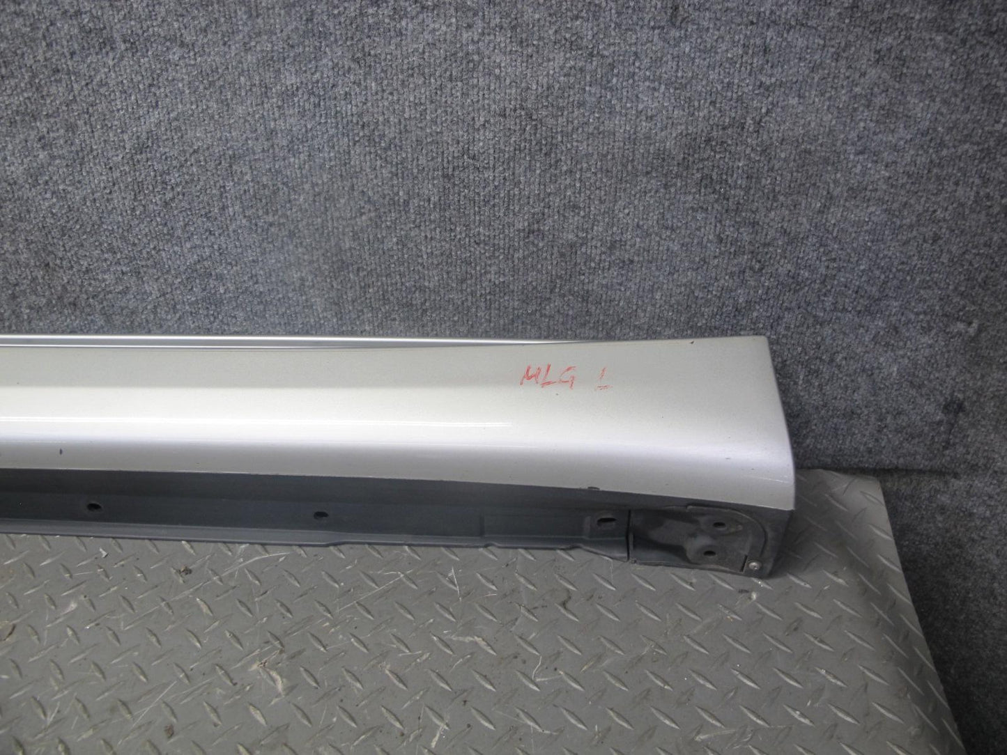 00-05 Lexus GS400 GS430 GS300 Left Side Skirt Rocker Panel Set Silver OEM