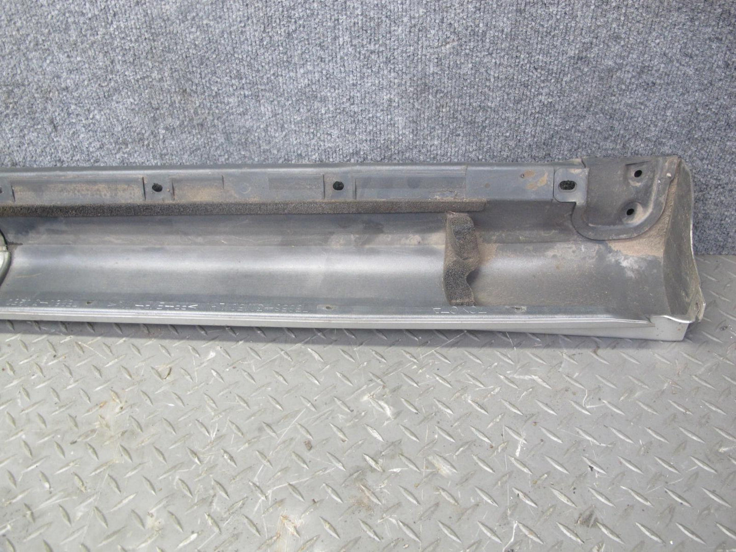 00-05 Lexus GS400 GS430 GS300 Left Side Skirt Rocker Panel Set Silver OEM