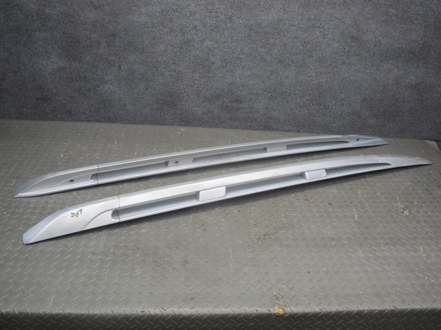 2003-2010 Porsche Cayenne 955 Left & Right Luggage Roof Rack Rail Set