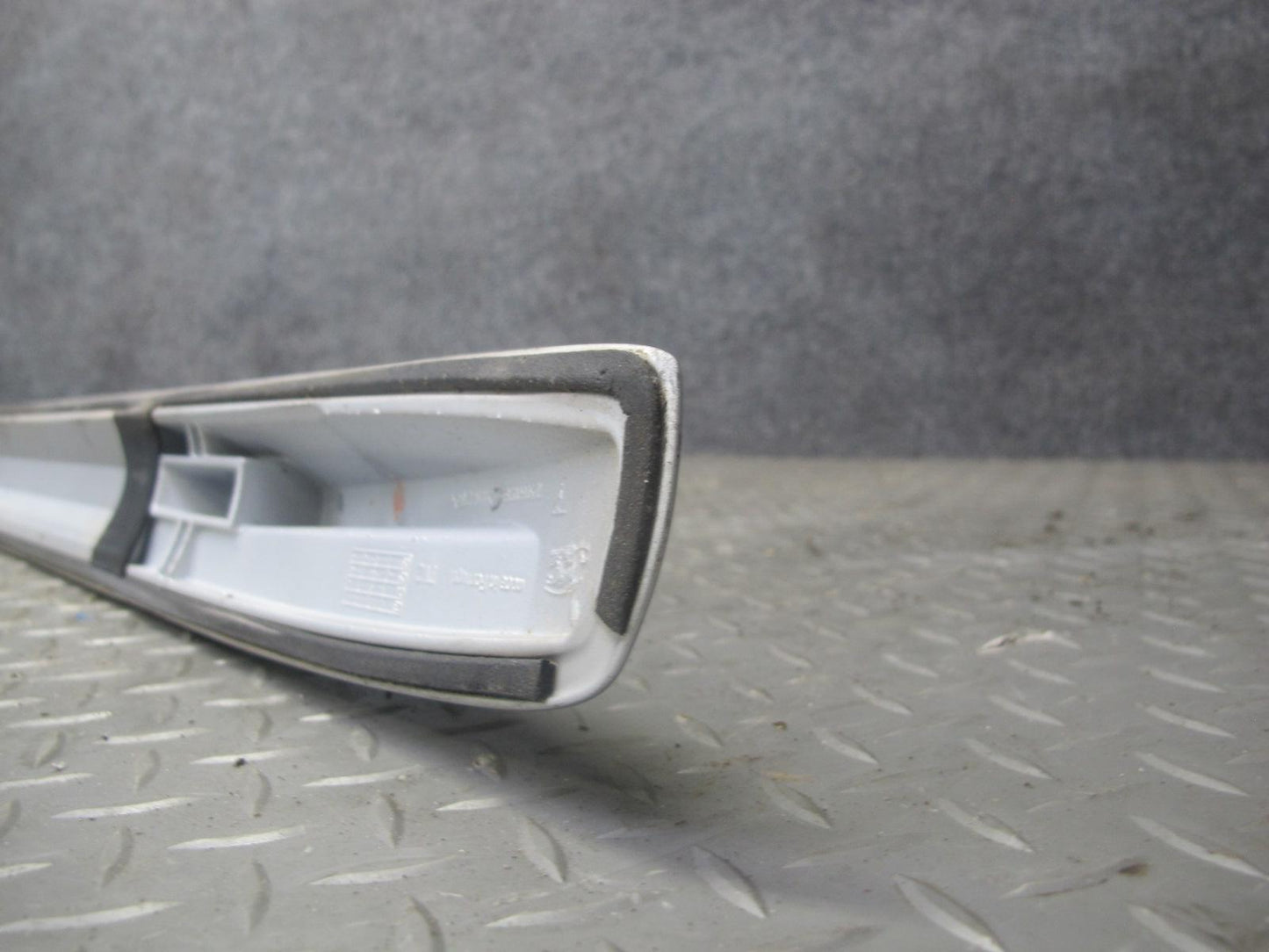 2003-2010 Porsche Cayenne 955 Left & Right Luggage Roof Rack Rail Set