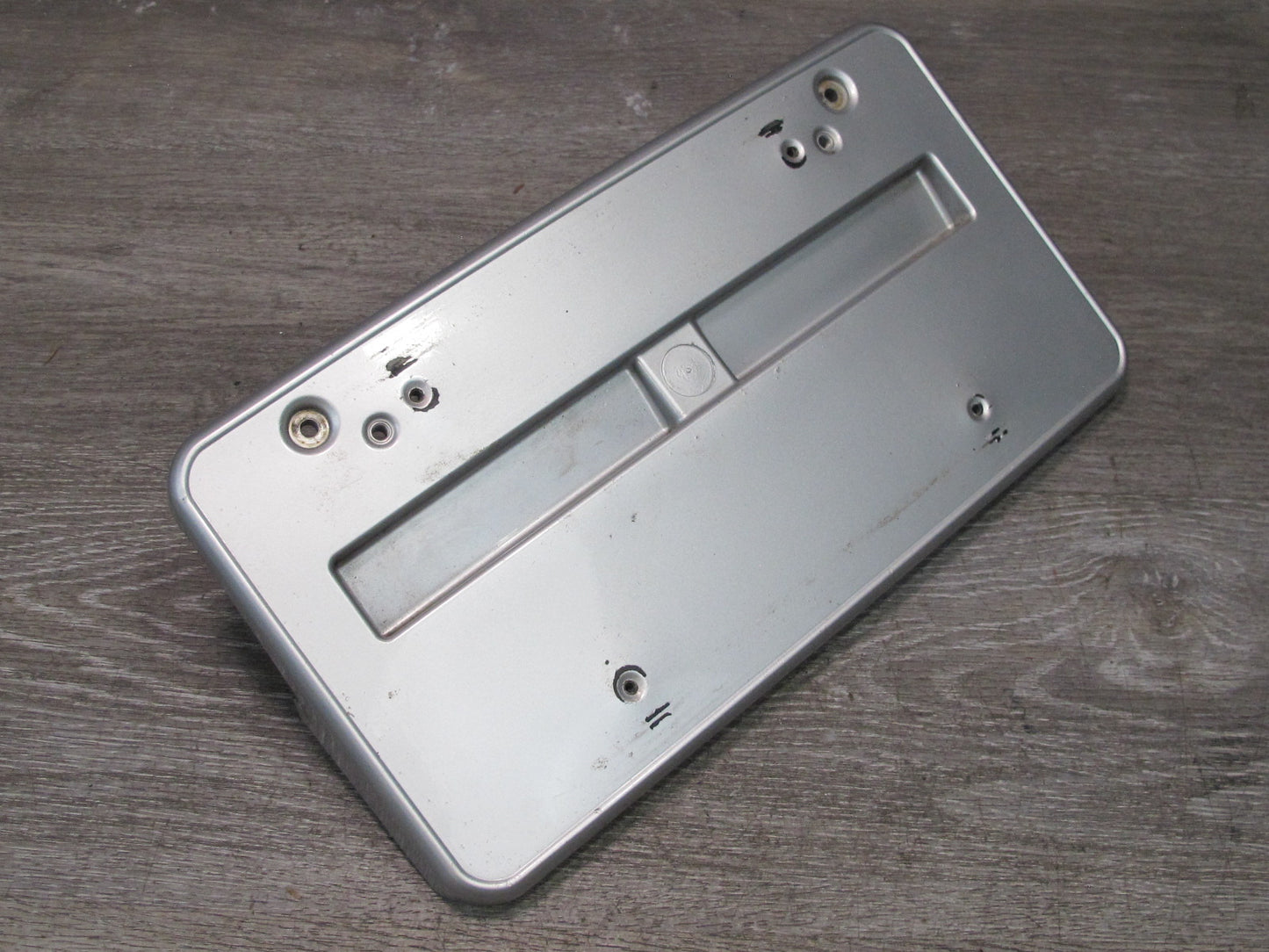 01-06 BMW E46 3-SERIES Front Bumper License Plate Cover Panel 8204364 OEM