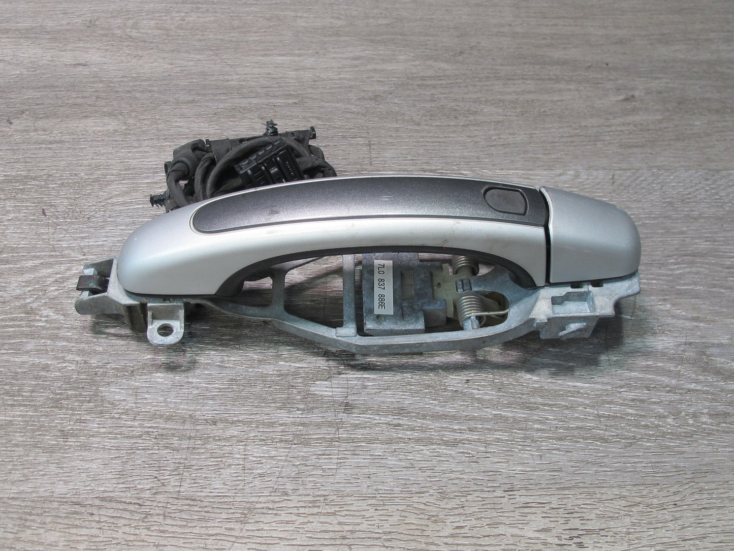 2003-2010 Porsche Cayenne 955 957 Front Left & Right Door Exterior Handle Set