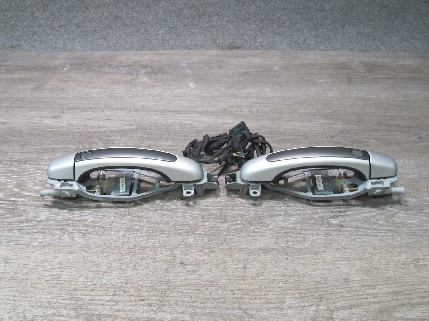 2003-2010 Porsche Cayenne 955 957 Rear Left & Right Door Exterior Handle Set