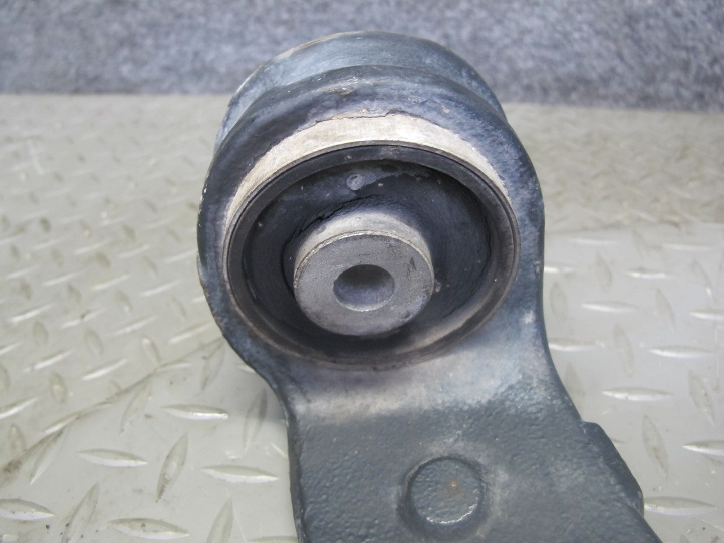 2008-2010 Porsche Cayenne 957 Front Left Suspension Lower Control Arm 7L0407153C