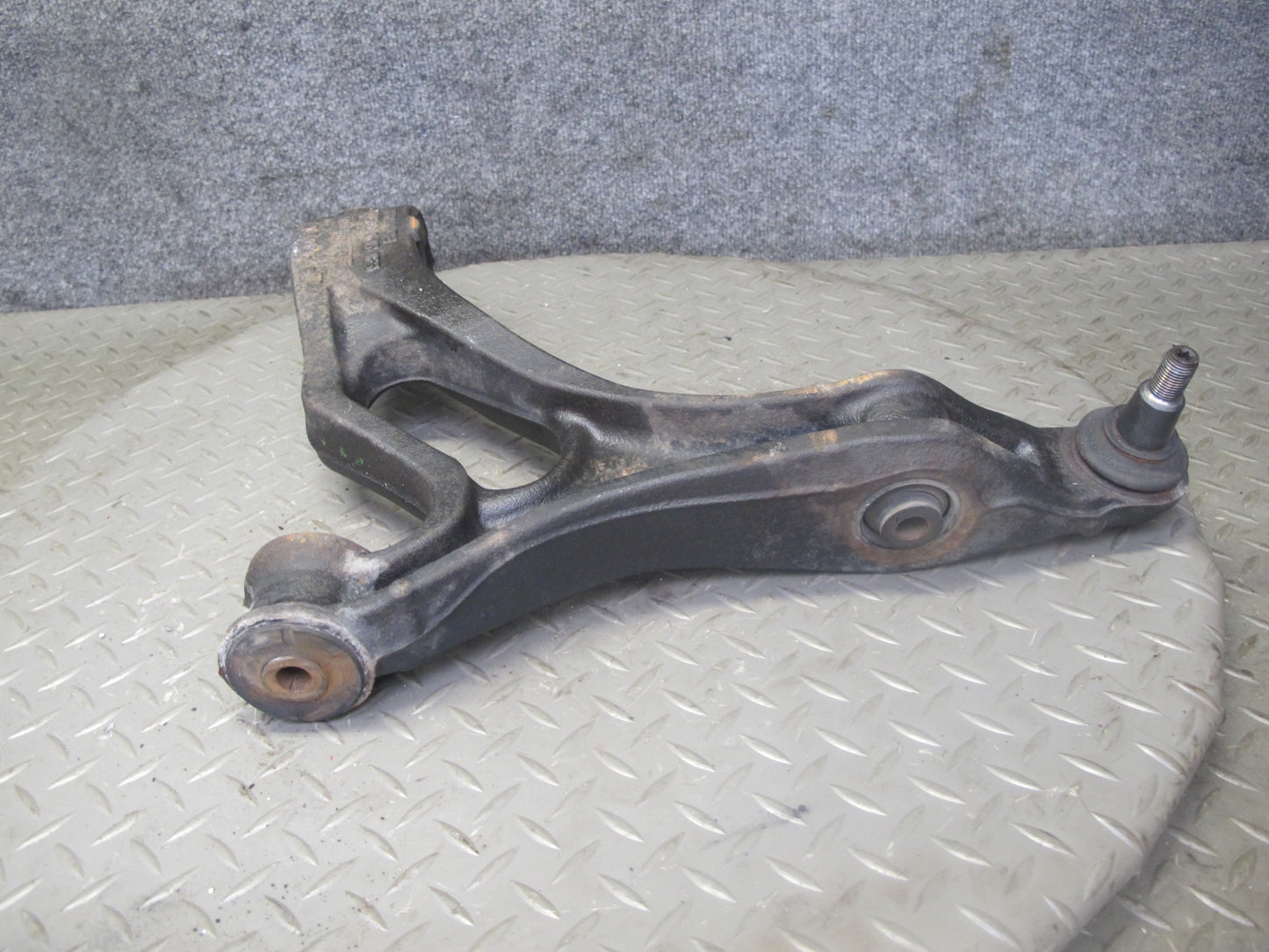 08-10 Porsche Cayenne 957 Front Right Suspension Lower Control Arm 7L0407154C