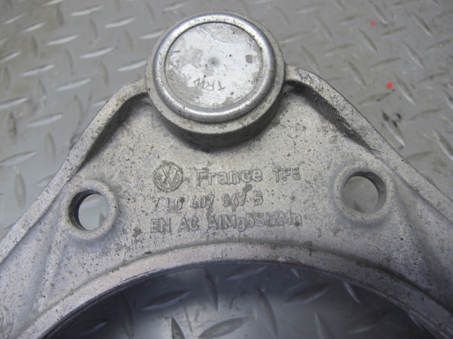 2003-2010 Porsche Cayenne 957 Front Left or Right Suspension Upper Control Arm