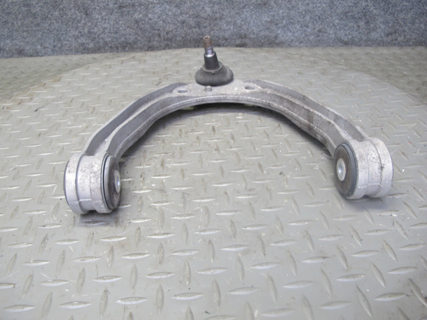 2003-2010 Porsche Cayenne 957 Front Left or Right Suspension Upper Control Arm
