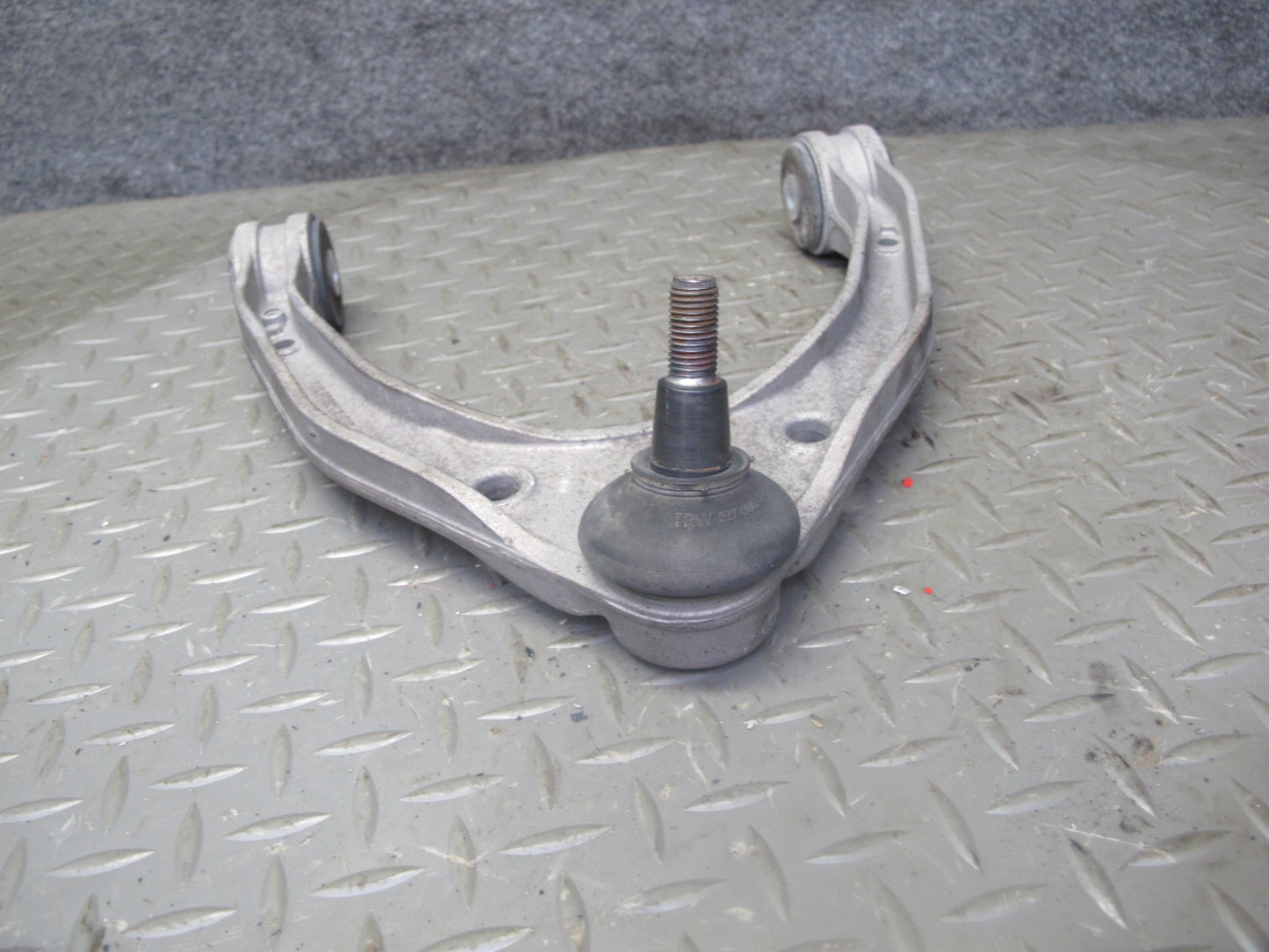 2003-2010 Porsche Cayenne 957 Front Left or Right Suspension Upper Control Arm
