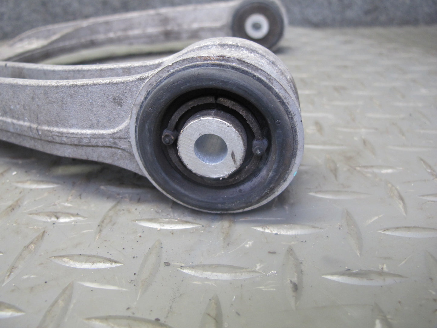 2003-2010 Porsche Cayenne 957 Front Left or Right Suspension Upper Control Arm