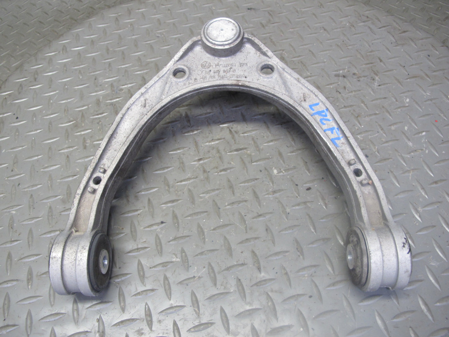 2003-2010 Porsche Cayenne 957 Front Left or Right Suspension Upper Control Arm