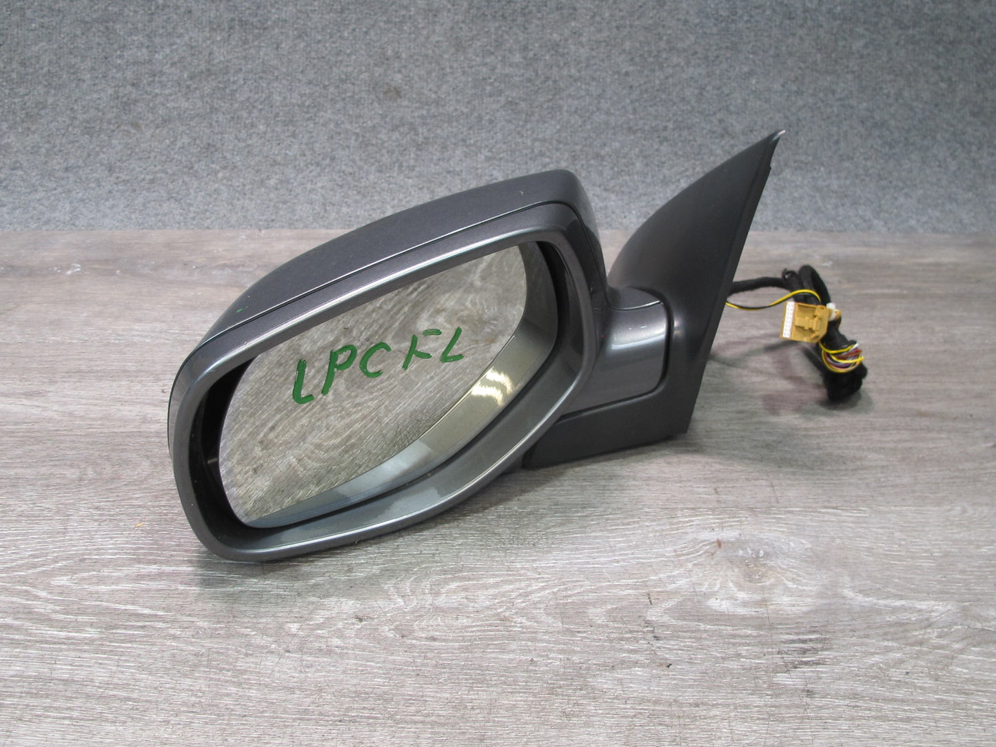 08-10 Porsche Cayenne 957 Left Exterior Side View Auto Dim Folding Mirror