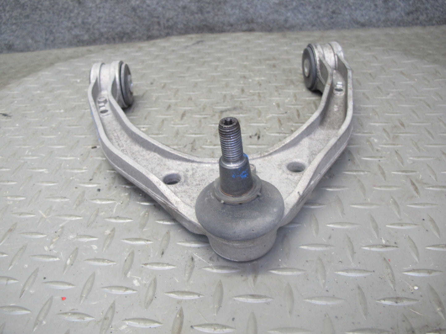 2003-2010 Porsche Cayenne 957 Front Left or Right Suspension Upper Control Arm