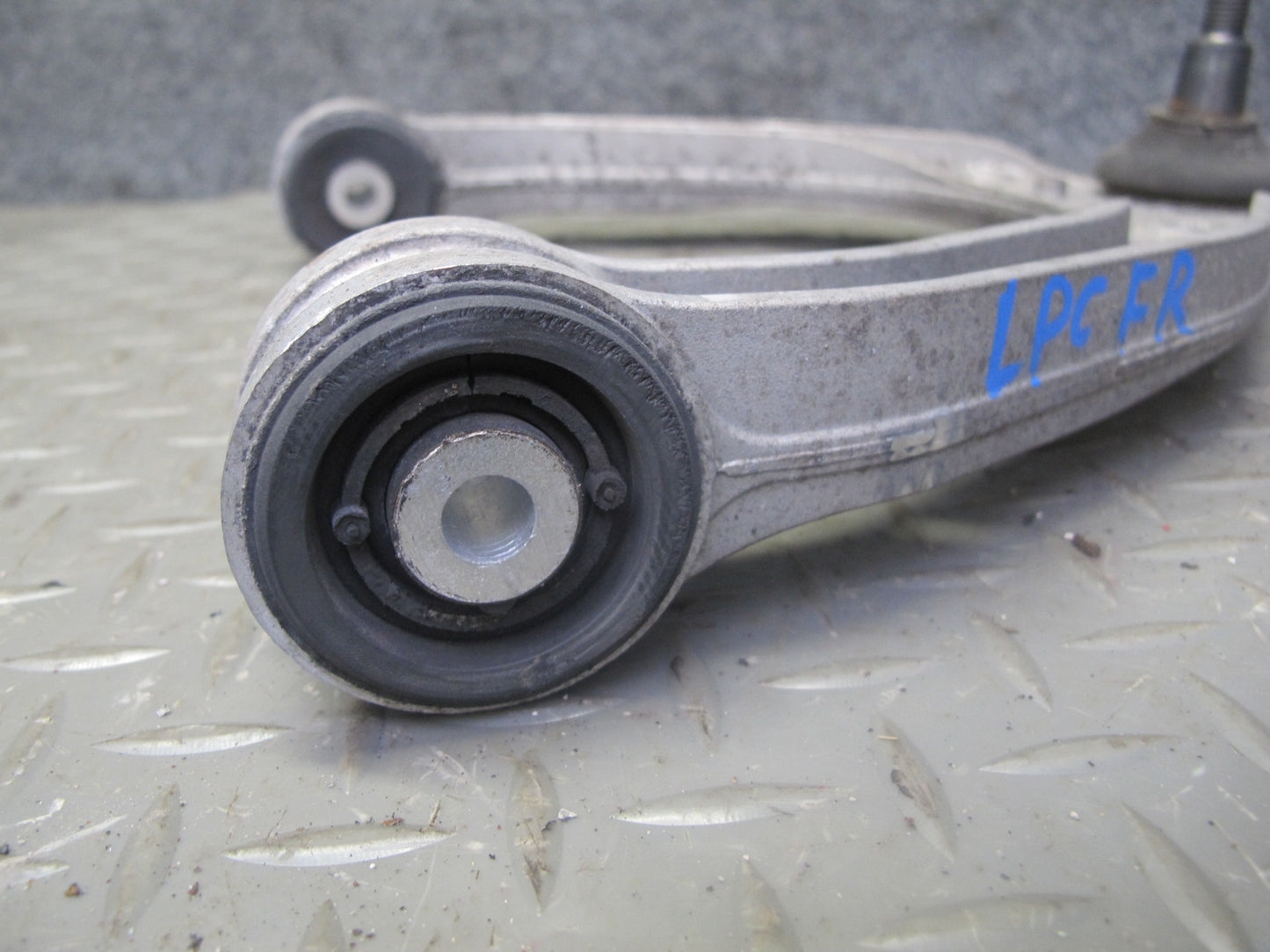 2003-2010 Porsche Cayenne 957 Front Left or Right Suspension Upper Control Arm