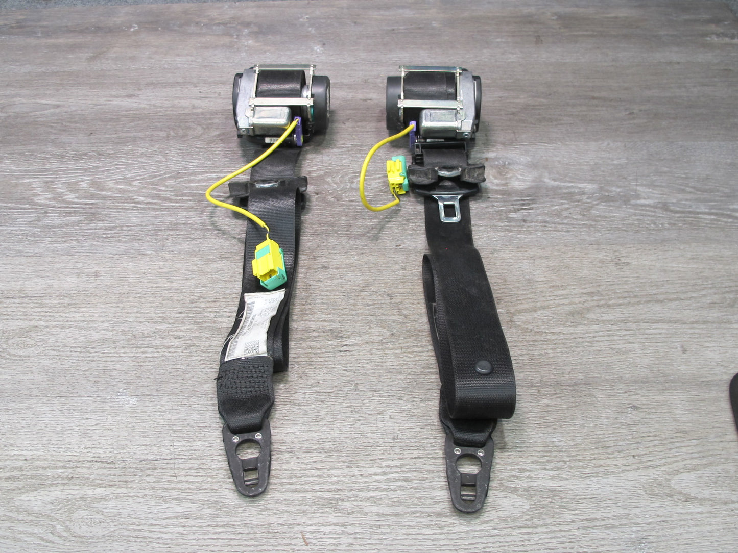 06-10 PORSCHE CAYENNE 955 957 FRONT RIGHT & LEFT SIDE SEATBELT RETRACTOR SET OEM