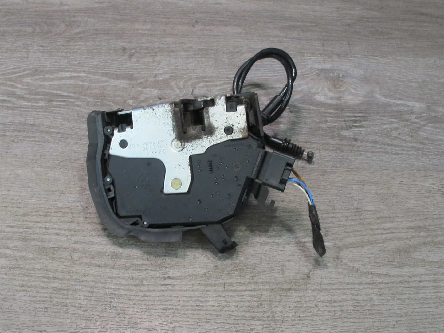 01-06 BMW E46 3-SERIES Coupe Convertible Right Door Lock Latch Actuator OEM