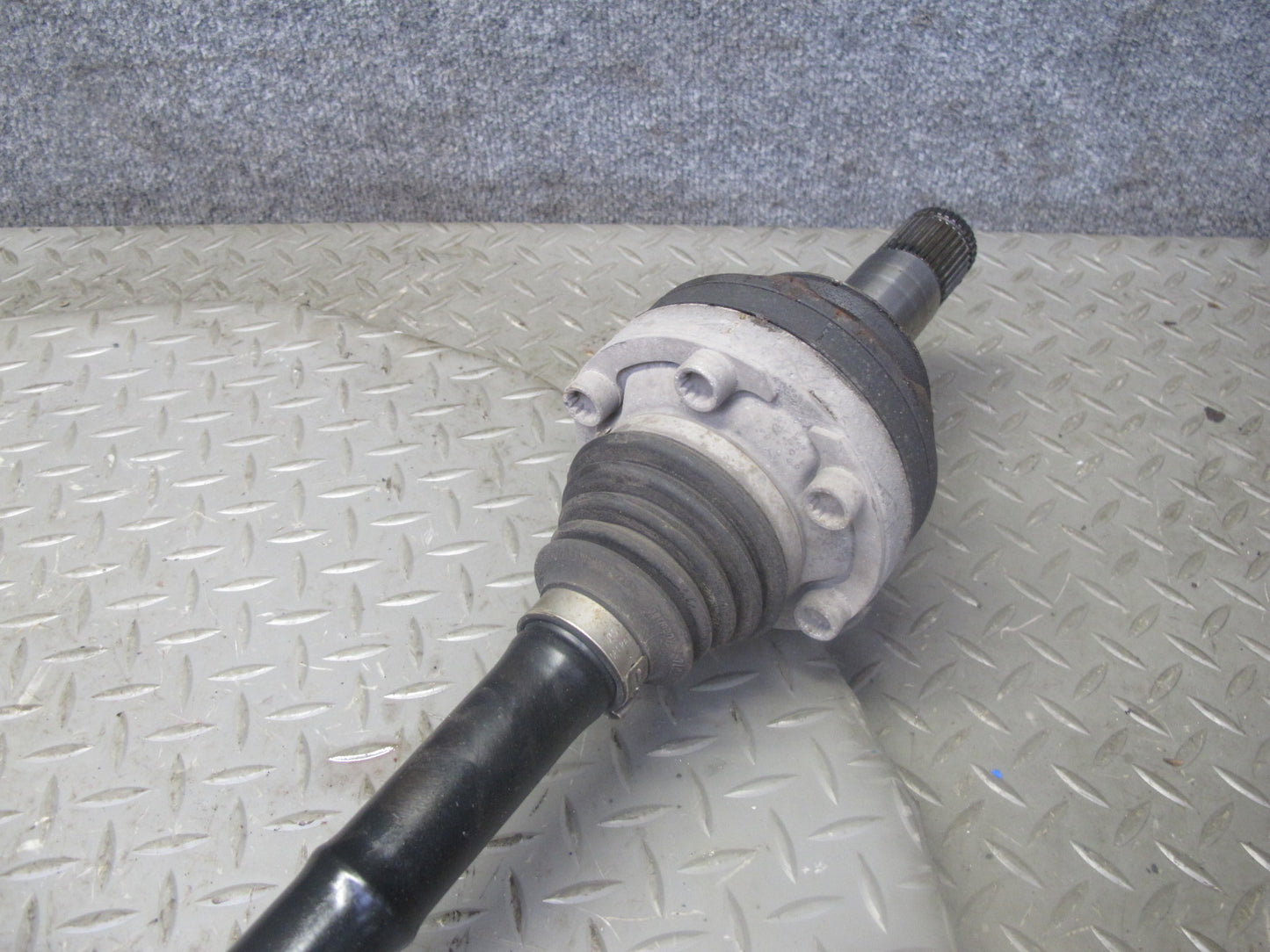 2003-2010 Porsche Cayenne 955 957 Rear Right Suspension Axle Shaft 7L0501201C